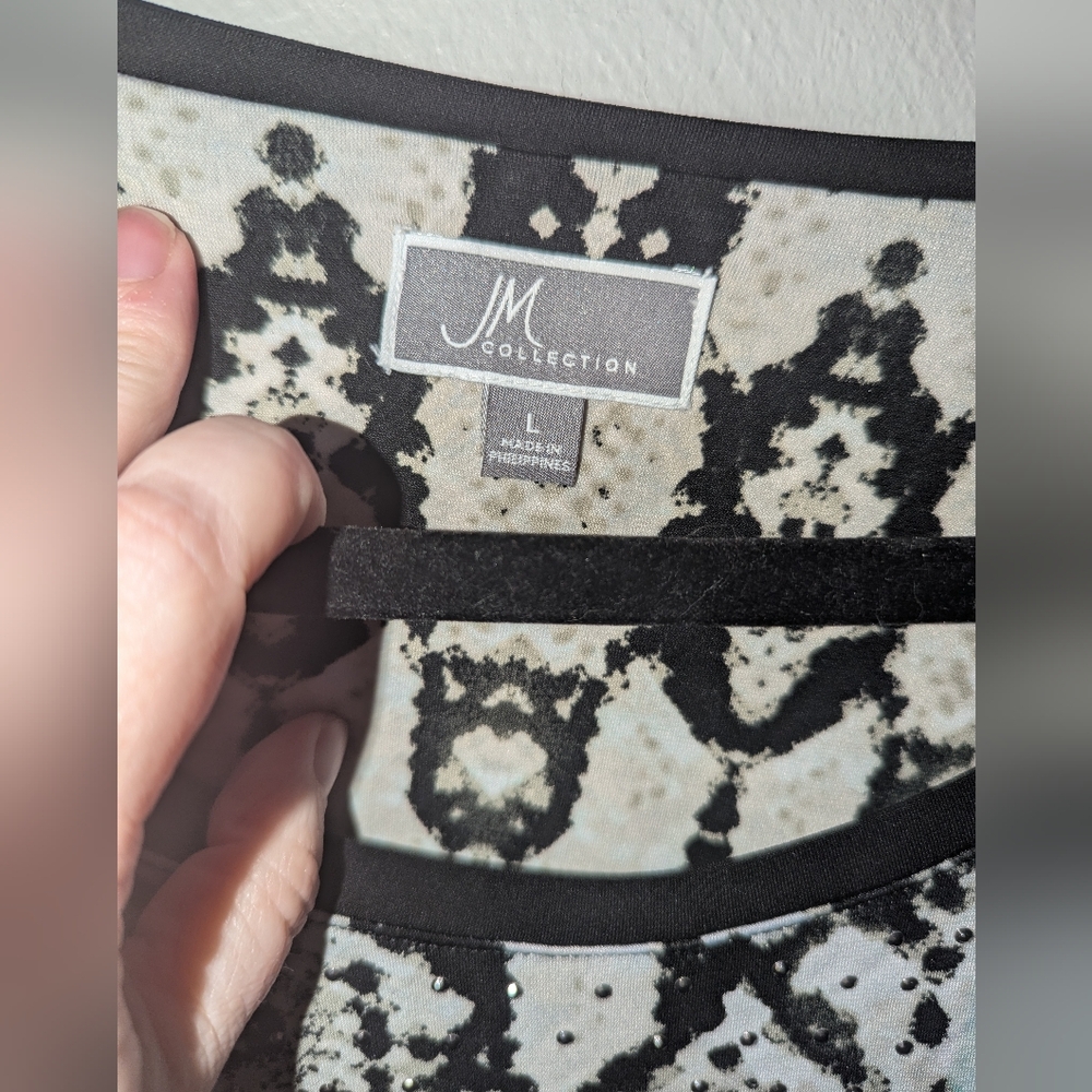 L JM Collection Python Print Embellished Bat Wing Top‎ - Picture 2 of 6